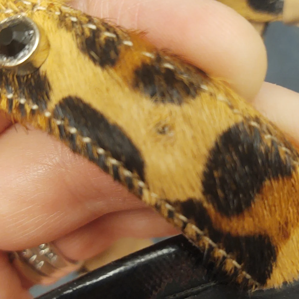 *DONATED 11/1/23* GUC Antonio Melani Heels Size 6.5 - Picture 9 of 10